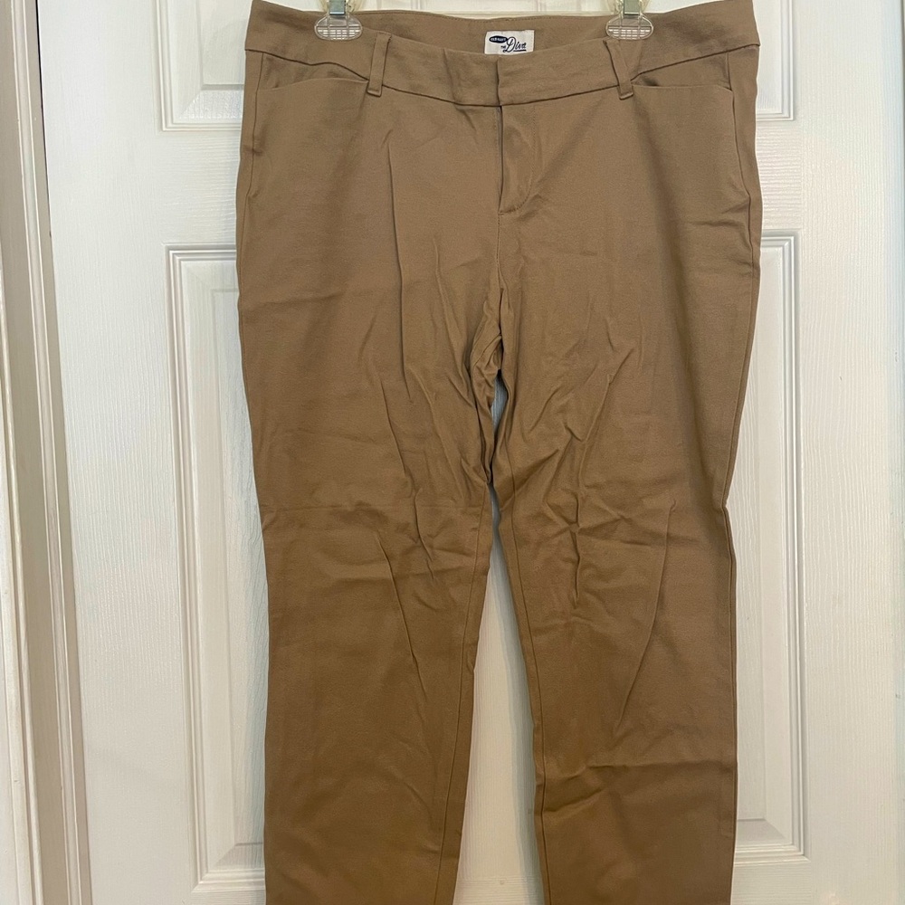 Khaki pants